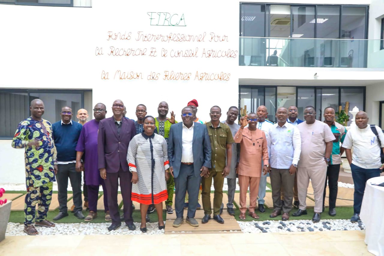 COOPÉRATION AGRICOLE RÉGIONALE : UNE DÉLÉGATION BÉNINOISE EN IMMERSION AU FIRCA POUR S’INSPIRER DU MODÈLE IVOIRIEN DE FINANCEMENT DU CONSEIL AGRICOLE.