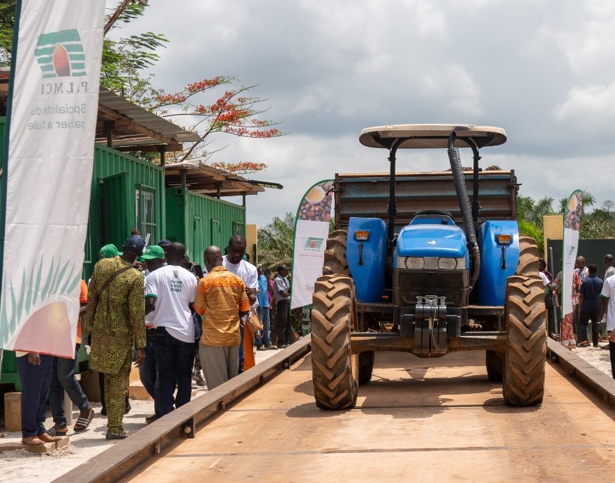 CÔTE D'IVOIRE - PALMCI MODERNISE LA FILIÈRE PALMIER À HUILE AVEC TROIS NOUVEAUX PONTS BASCULES